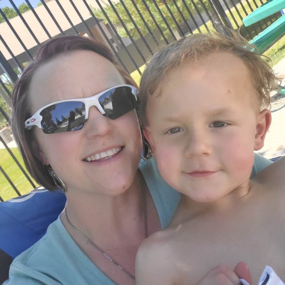 Meet your Posher, Ashley